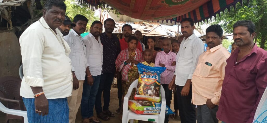 మృతిని కుటుంబానికి మానవతా సహాయం