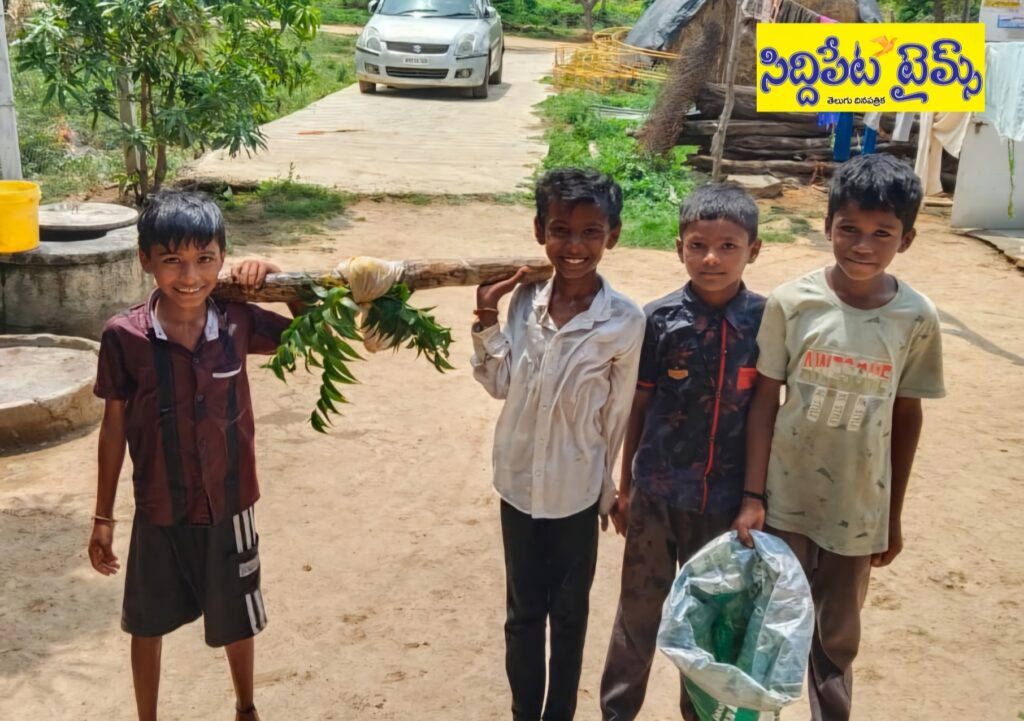 వరుణుడి కరుణకోసం కప్పతల్లి ఆటలు..