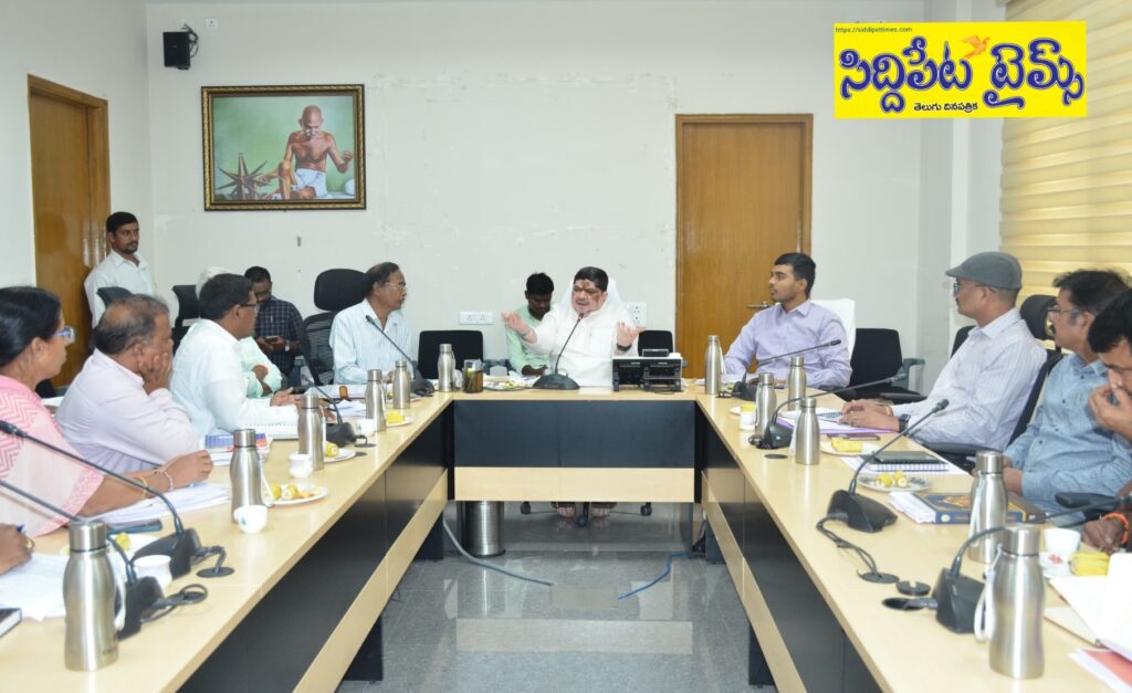 గౌరవెల్లి ప్రాజెక్టు పై మంత్రి పొన్నం సమావేశం..