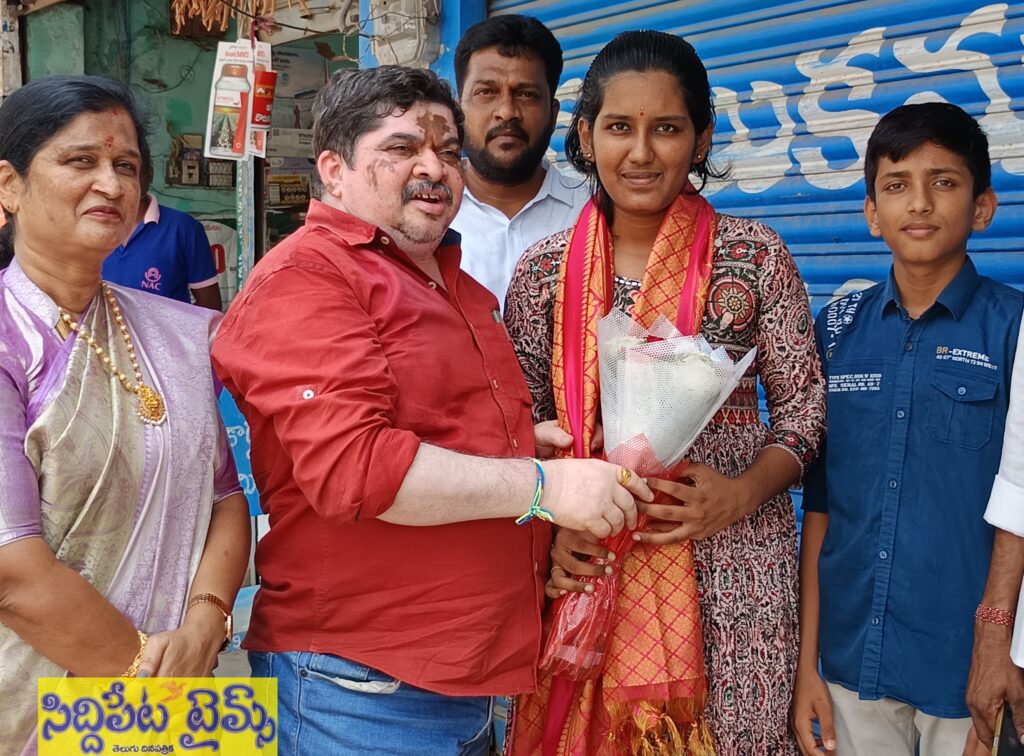హుస్నాబాద్ నియోజకవర్గంలో మంత్రి పొన్నం ప్రభాకర్ పర్యటన