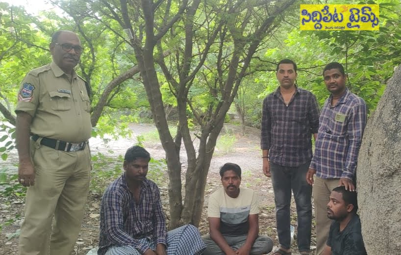 పేకాట స్థావరాల పై పోలీసుల దాడి.. ఏడుగురి అరెస్టు