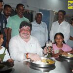 గురుకుల పాఠశాలను ఆకస్మిక తనిఖీ చేసిన మంత్రి పొన్నం ప్రభాకర్