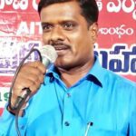 అధికారుల నిర్లక్ష్యం వల్లే ఇండ్లల్లోకి వరదనీరు