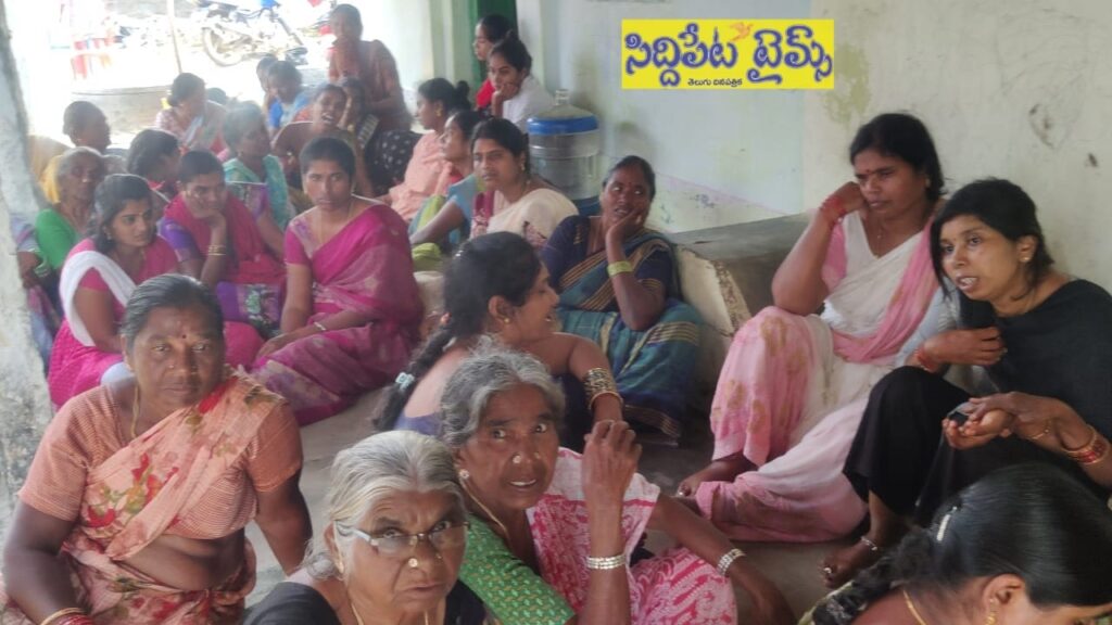 డీజే నిర్వాహకుల నిర్లక్ష్యానికి చిన్నారి బలి