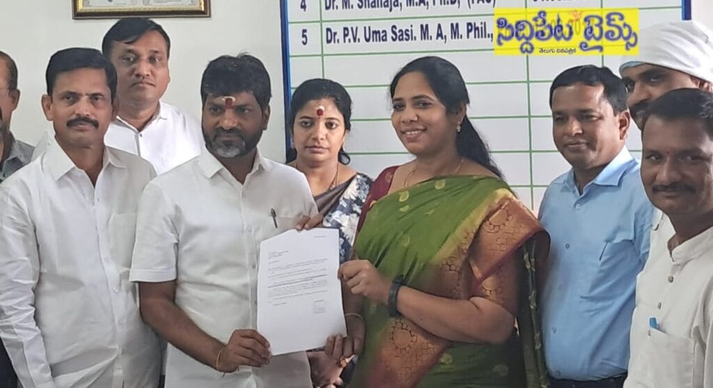 పట్టభద్రుల కోసం పదవి త్యాగం