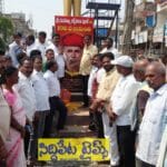 కాంగ్రెస్ ప్రభుత్వం ఇచ్చిన హామీ ప్రకారం బీసీలకు 42 శాతం రిజర్వేషన్లు అమలు చేయాలి