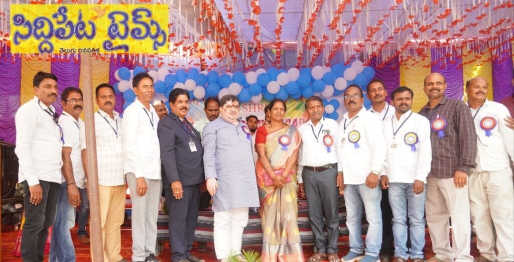 ప్రభుత్వ పాఠశాలలను కార్పొరేట్ కి ధీటుగా తయారు చేయాలి