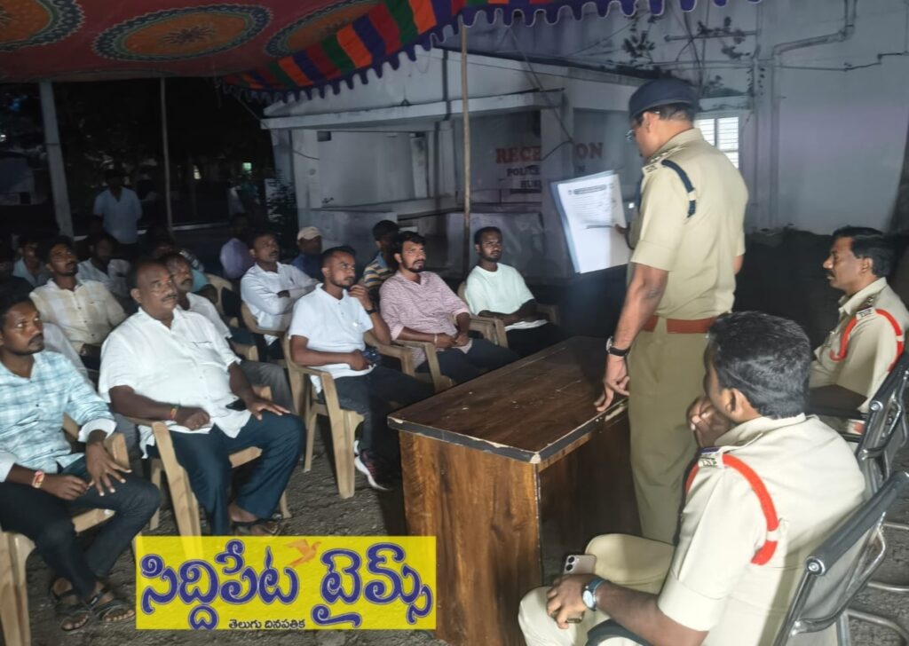 వినాయక విగ్రహాల ఏర్పాటుకు పోలీసుల అనుమతి తప్పనిసరి