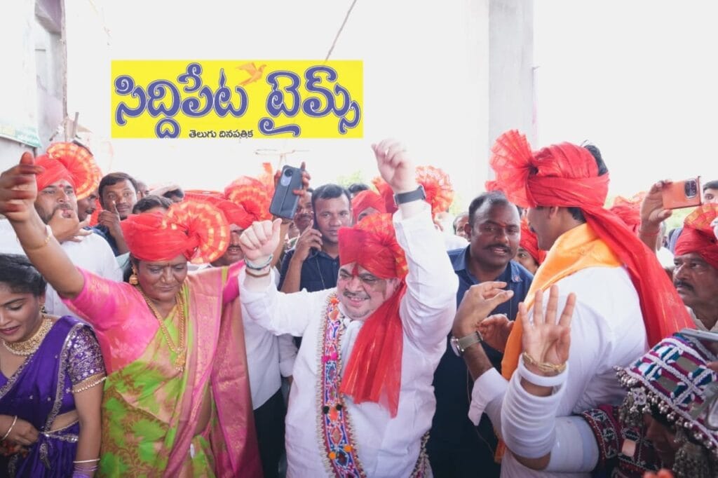 హుస్నాబాద్ లో ఘనంగా తీజ్ ఉత్సవాలు