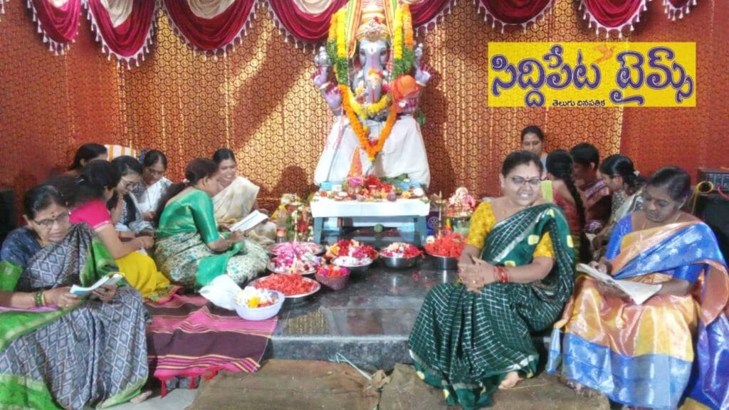 హుస్నాబాద్ పట్టణంలో గణపతి లడ్డూ చోరీ !!…