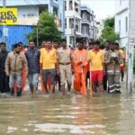 ప్రెస్ ఫోటో గ్రాఫర్ లను రెస్క్యూ చేసిన సీఐ వాసుదేవరావు..