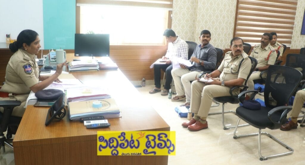 దొంగతనాలు, రోడ్డు ప్రమాదాల నివారణకు ప్రత్యేక చర్యలు తీసుకోవాలి