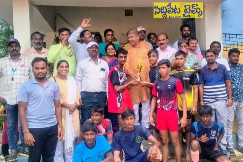 జిల్లా స్థాయి కబడ్డీ టోర్నీలో హుస్నాబాద్ జట్ల అద్భుత ప్రదర్శన