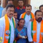 మహిళా రైతు కన్నీళ్లకు స్పందించిన కేంద్ర మంత్రి బండి సంజయ్