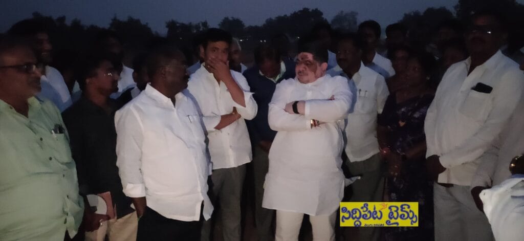 హుస్నాబాద్ లో సీఎం పర్యటన ఏర్పాట్లను పరిశీలించిన మంత్రి పొన్నం