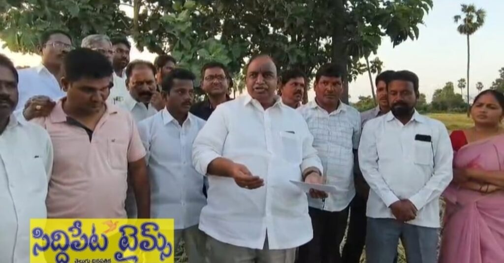 భారీ వర్షాలకు నష్టపోయిన రైతులను ప్రభుత్వం ఆదుకోవాలి.. మాజీ ఎమ్మెల్యే సతీష్ బాబు