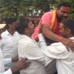 బీఆర్‌ఎస్ జెండా ఎగురవేసిన వేముల నవీన్.