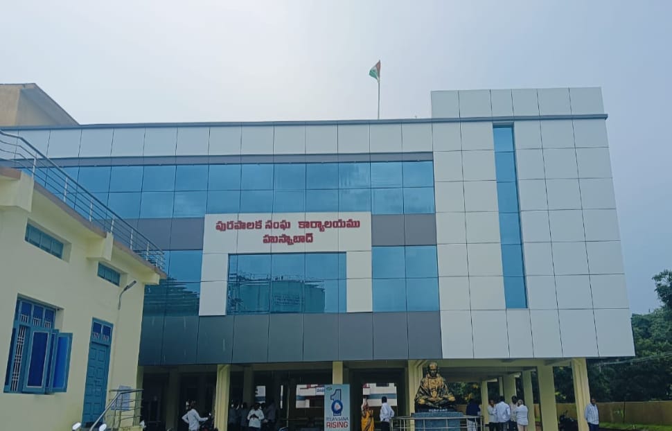 హుస్నాబాద్ మున్సిపాలిటీ: వార్డుల వారీగా అభ్యర్థుల నామినేషన్లు