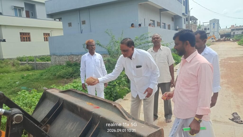 17వ వార్డులో అభివృద్ధి పనులకు శ్రీకారం